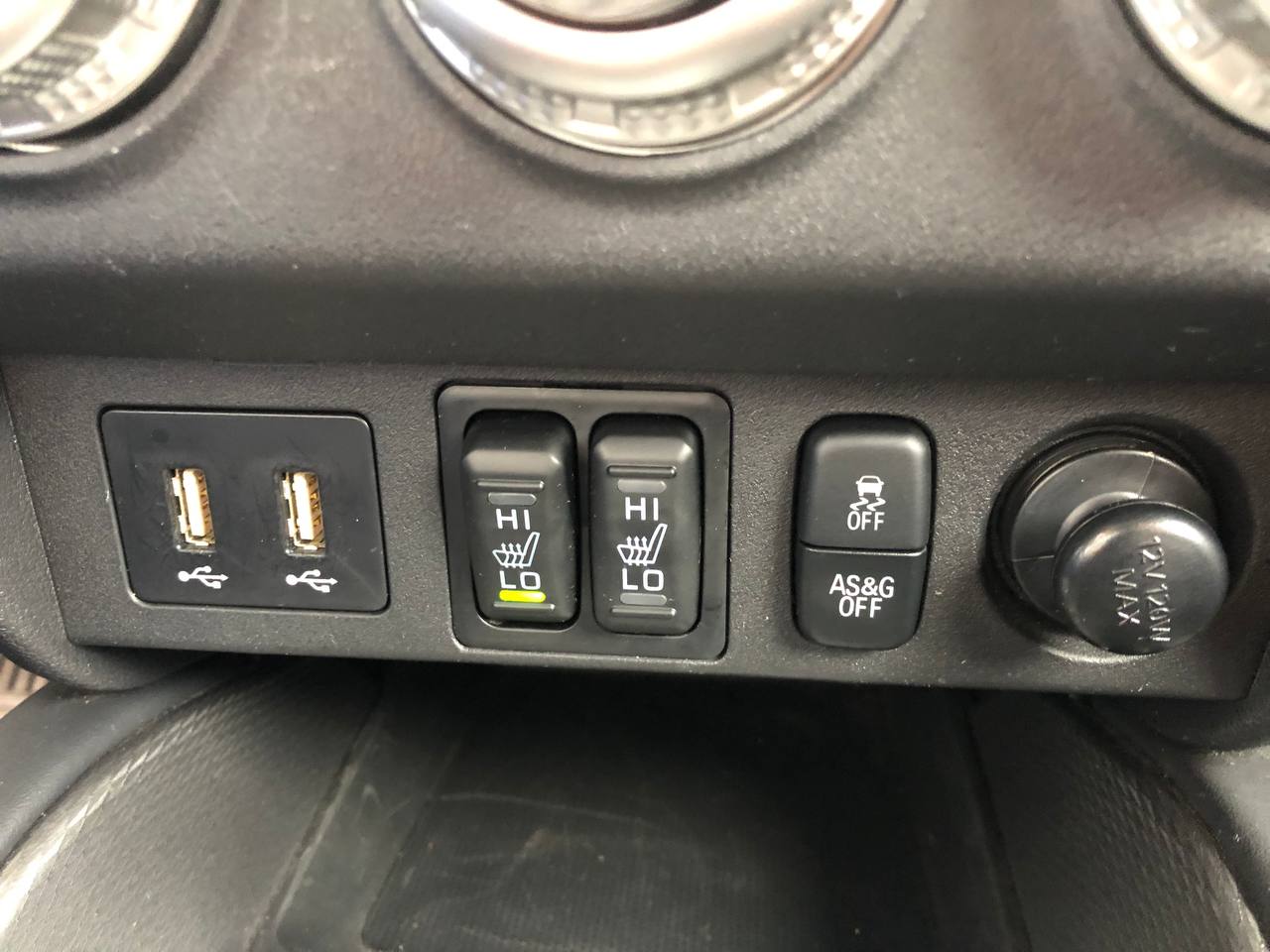 photo_1_2025-11-12_15-31-02