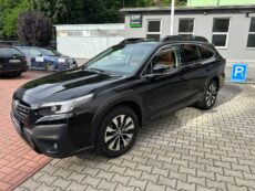 SUBARU OUTBACK 2.5 CVT BLACK EDITION